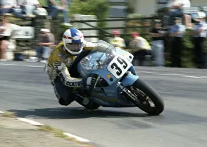 Derek Young Gallery: Derek Young (Honda) 1992 Senior TT