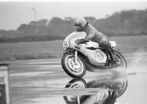 Images Dated 22nd July 2016: Des Connor (Yamaha) 1976 Jurby Airfield