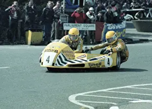 Dick Greasley & Stewart Atkinson (Busch Yamaha) 1981 Sidecar TT