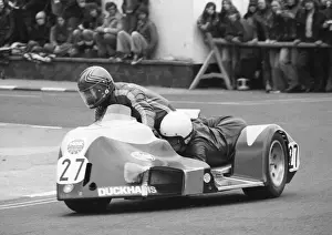 Dick Hawes & Alex Macfadzean (BRM Yamaha) 1977 Sidecar TT