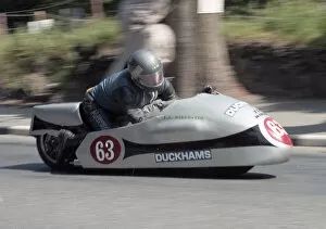 Images Dated 7th October 2020: Dick Hawes & Eddie Kiff (Anderson Yamaha) 1985 Sidecar TT