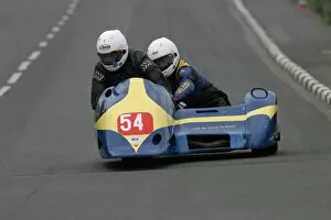 Images Dated 4th June 2003: Dick Hawes & Eddie Kiff (Ireson Suzuki) 2003 Sidecar TT