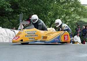 Images Dated 12th June 2022: Dick Hawes & Eddie Kiff (Langham Jacobs) 2000 Sidecar TT
