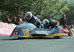 Images Dated 25th April 2021: Dick Hawes & Eddy Kiff (Ireson Yamaha) 1993 Sidecar TT