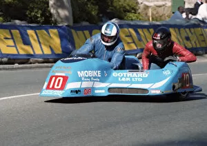 Nick Cutmore Collection: Dick Hawes & Nick Cutmore (Ireson Kawasaki) 1991 Sidecar TT