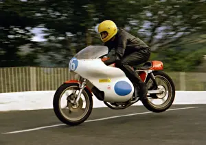 Dick Linton (Aermacchi) 1974 Junior Manx Grand Prix