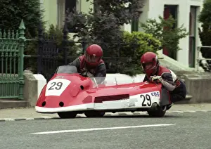 Dick Tapken & Paul Chesters (Kawsaki) 1989 Sidecar TT
