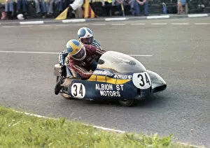 Images Dated 17th May 2020: Dick Tapken & Peter Williams (Albion Yamaha) 1978 Sidecar TT