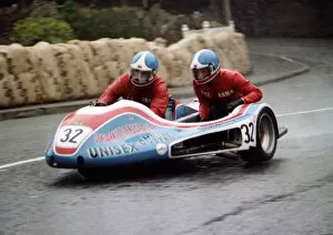 Images Dated 4th January 2019: Dick Tapken & Peter Williams (Yamaha) 1980 Sidecar TT