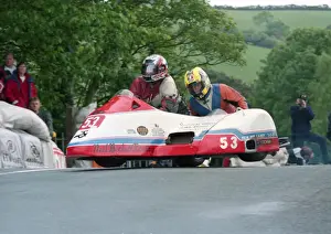 Dick Tapken & Ray Burns (Jacobs Honda) 2000 Sidecar TT