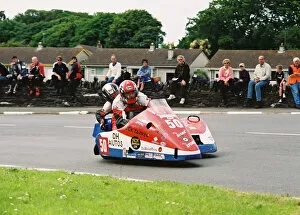 Images Dated 8th August 2018: Dick Tapken & Rick Roberts (Jacobs Yamaha) 2004 Sidecar TT