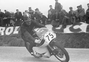 Images Dated 23rd October 2021: Dickie Dale (BMW) 1958 Senior TT