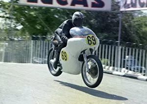Images Dated 23rd September 2020: Don Grant (Norton) 1972 Senior TT