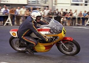 Don Padgett Gallery: Don Padgett (Padgett Yamaha) 1975 Senior Manx Grand Prix