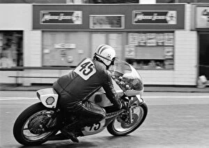 Images Dated 28th January 2019: Don Padgett (Padgett Yamaha) 1975 Senior Manx Grand Prix
