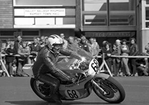 Don Padgett Gallery: Don Padgett (Padgett Yamaha) 1977 Senior Manx Grand Prix