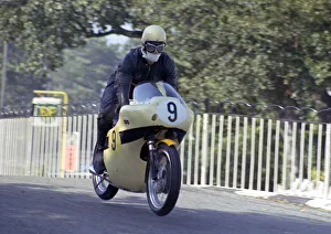 Images Dated 3rd December 2021: Donald Face (BSA) 1971 Senior Manx Grand Prix