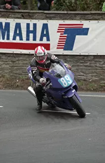 Images Dated 3rd February 2023: Doug Fairbrother Yamaha 1998 Junior TT