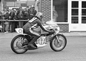 Doug Lunn Gallery: Doug Lunn (Bryants Yamaha) 1973 Junior Manx Grand Prix