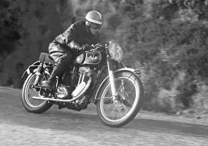 Images Dated 30th March 2022: E Cox (AJS) 1952 Junior Clubman TT