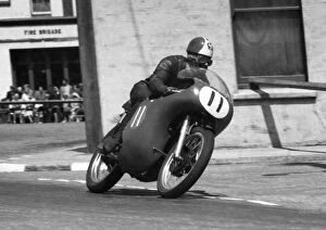Images Dated 22nd December 2016: Eddie Crooks (Norton) 1960 Junior TT