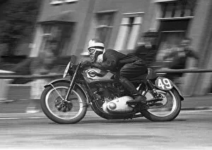 Images Dated 22nd November 2019: Eddie Dow (BSA) 1953 Senior Clubman TT