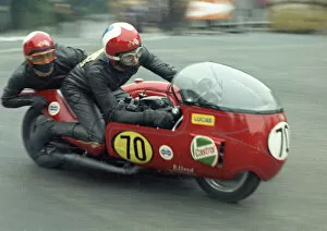Images Dated 16th June 2021: Eddie Lloyd & T J Harringon (BSA) 1971 750 Sidecar TT