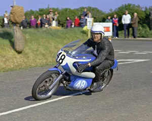 Images Dated 13th November 2018: Eddie Moore (Aermacchi) 1974 Jurby Road