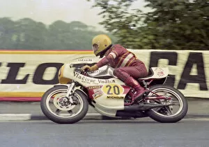 Images Dated 11th June 2021: Eddie Roberts (Maxton Yamaha) 1976 Senior TT