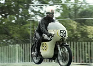 Images Dated 18th August 2022: Edi Lenz (Norton) 1965 Senior TT