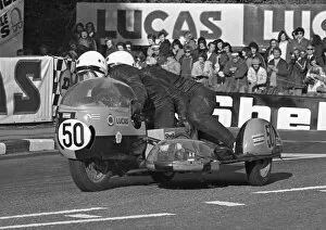 Images Dated 16th June 2022: Eric Bregazzi & Jimmy Creer (BSA) 1973 750 Sidecar TT
