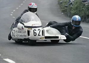 Eric Bregazzi Gallery: Eric Bregazzi & John Creer (Kawasaki) 1978 Sidecar TT