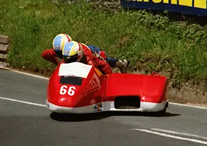 Eric McIntosh & Ewan McIntosh (Baker Yamaha) 1995 Sidecar TT