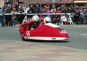 Images Dated 21st June 2020: Eric McIntosh & Ewan McIntosh (Baker Yamaha) 1995 Sidecar TT