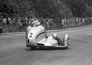 Images Dated 18th August 2016: Eric Oliver & Les Nutt (Norton) 1954 Sidecar TT