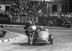 Images Dated 30th October 2015: Eric Oliver & Pat Wise;1958 Sidecar TT