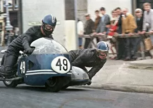 Images Dated 13th December 2021: Eric Wilmott & M D Duncan (Triumph) 1966 Sidecar TT