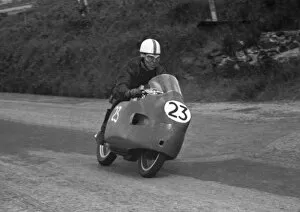 Images Dated 7th October 2018: Ernie Barrett (Norton) 1957 Senior TT