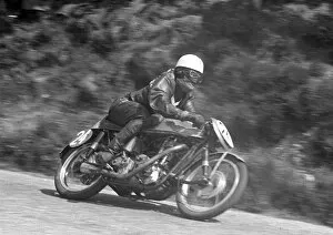 Ernie Barrett Gallery: Ernie Barrett (Phoenix JAP) 1953 Senior TT
