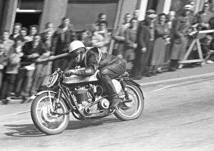 Ernie Barrett Gallery: Ernie Barrett (Phoenix JAP) 1954 Junior TT