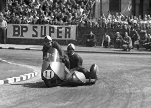 Images Dated 26th June 2020: Ernie Walker & D G Roberts (Norton) 1958 Sidecar TT