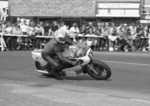 Images Dated 20th September 2021: Errol McCready (Yamaha) 1981 Junior Manx Grand Prix