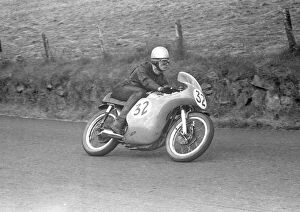 Images Dated 18th December 2021: Ewan Haldane (Norton) 1958 Junior Ulster Grand Prix