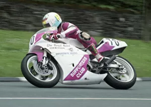 Images Dated 8th July 2020: Francis Everard (Yamaha) 1993 Senior TT