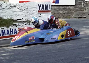Images Dated 23rd October 2019: Franco Martinel & Steve Knowles (MSDF Yamaha) 1992 Sidecar TT