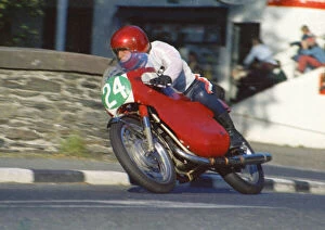 Images Dated 19th July 2021: Frank Chapman (Yamaha) 1974 Lightweight Manx Grand Prix