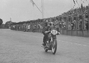 1952 Senior Clubman Tt Collection: Frank Coleman (Norton) 1952 Senior Clubman TT