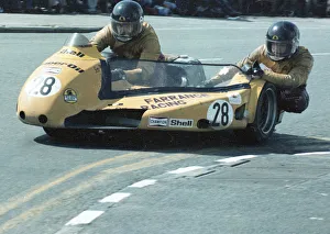 Images Dated 19th August 2020: Frank Illingworth & Guy Miller (Yamaha) 1981 Sidecar TT