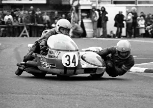 Frank Illingworth & Ray Crowther (Castrol Padgett Yamaha) 1977 Sidecar TT