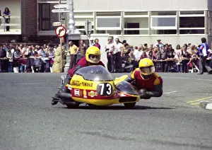 Frank Illingworth & Ray Crowther (Yamaha) 1976 500 Sidecar TT